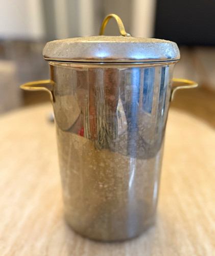 Eiseimer aus metall - aus,